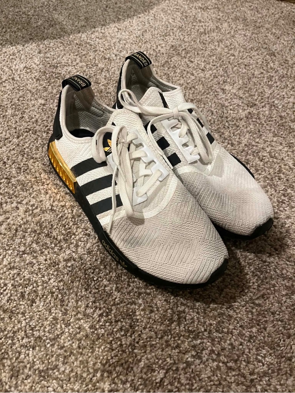 Adidas White Black Gold Active Sneakers | Size: 11.5
